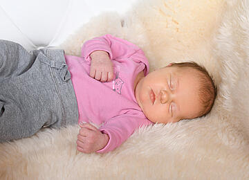 Babygalerie Eifelklinik – Baby Greta