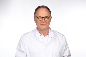 Geschäftsführender Arzt Dr. med. Klaus Stiller